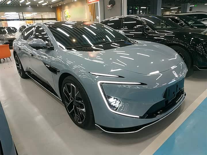 Фото 4 - Avatr 12