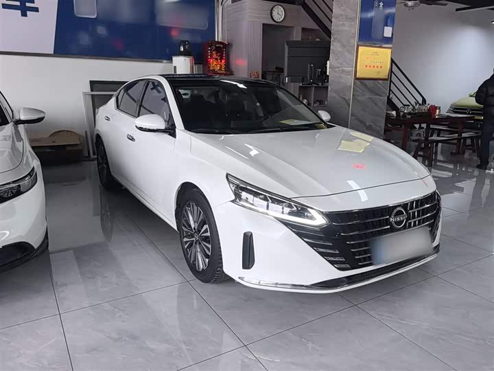 Фото 4 - Nissan Teana