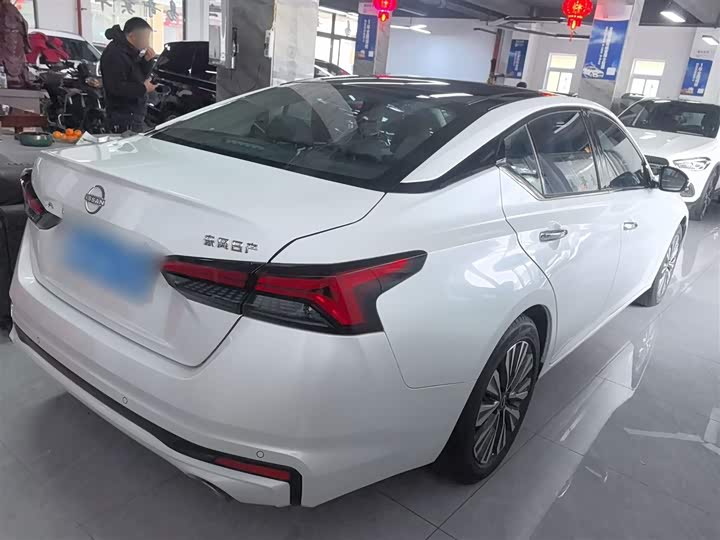 Фото 7 - Nissan Teana