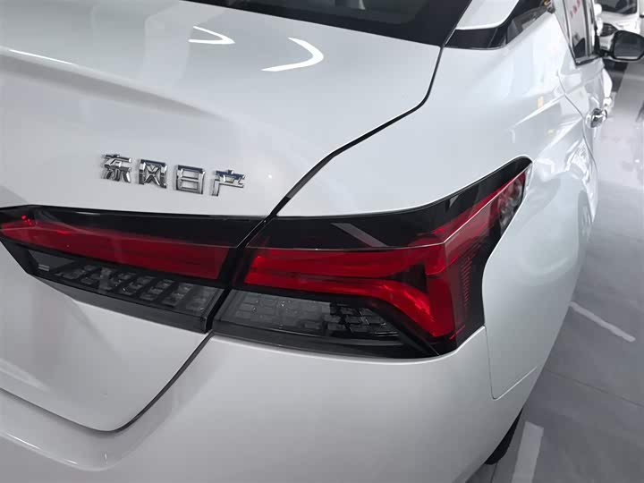 Фото 8 - Nissan Teana