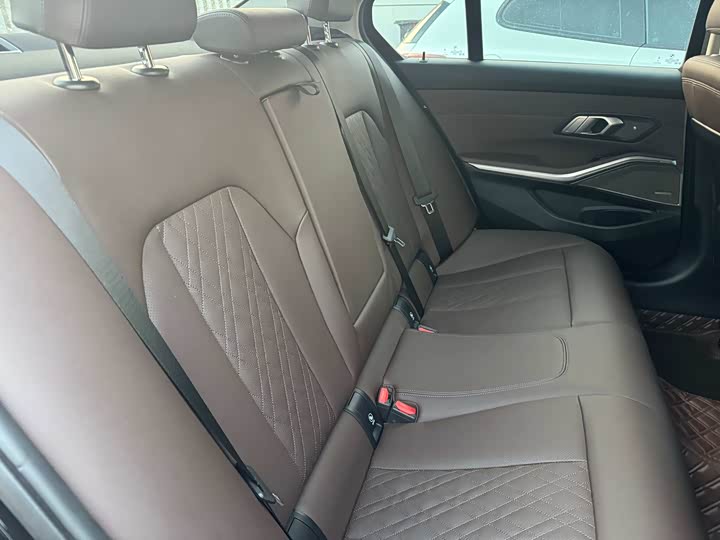 Фото 7 - BMW 3 Series