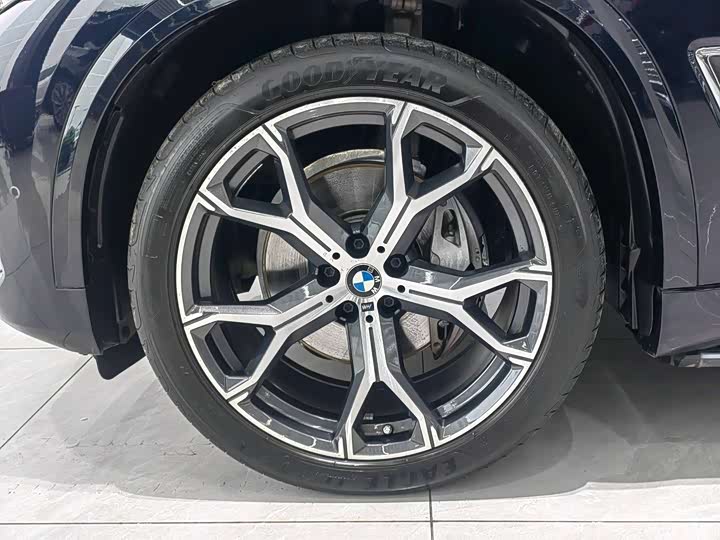 Фото 7 - BMW X5