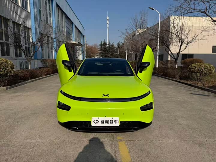 Фото 2 - XPeng P7