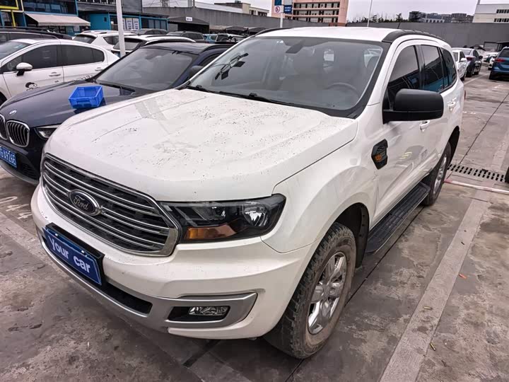 Фото 1 - Ford Everest
