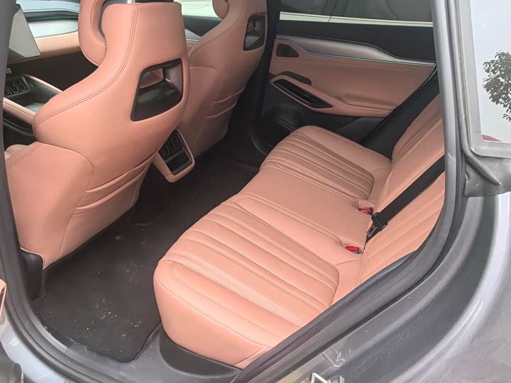 Фото 2 - BYD Song L