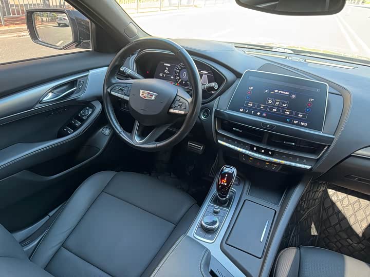 Фото 7 - Cadillac CT5