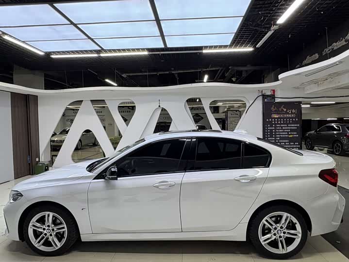 Фото 7 - BMW 1 Series