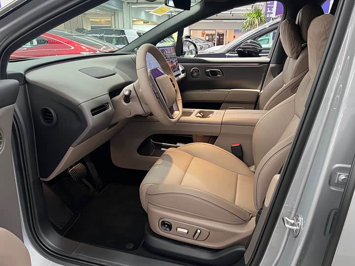 Фото 4 - LiXiang i6