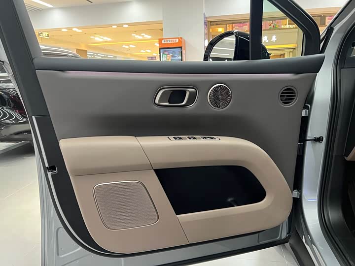 Фото 5 - LiXiang i6