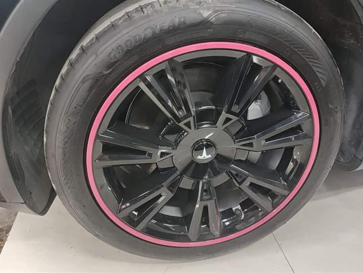 Фото 6 - Tesla Model Y