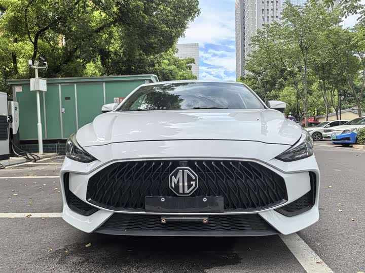 Фото 2 - MG Motor 5