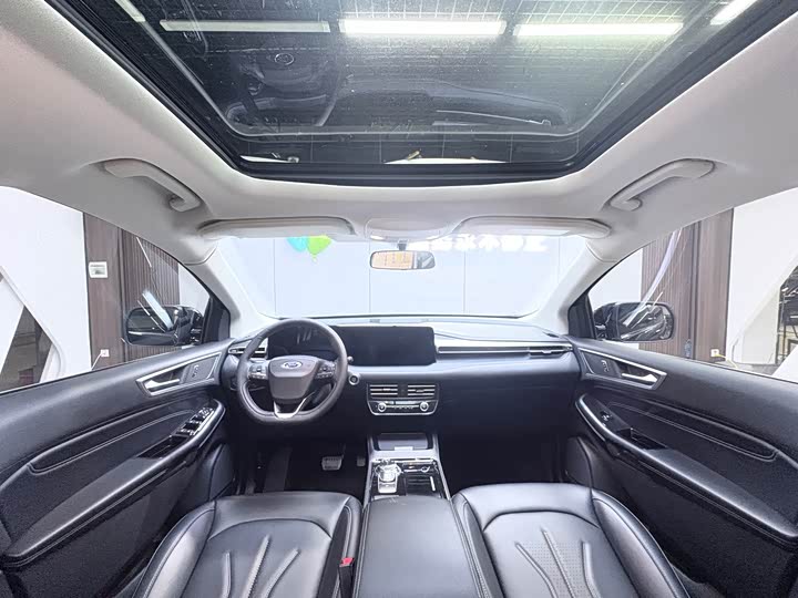 Фото 5 - Ford Edge