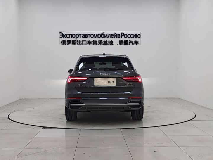 Фото 4 - Audi Q3