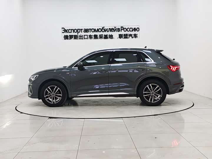 Фото 5 - Audi Q3