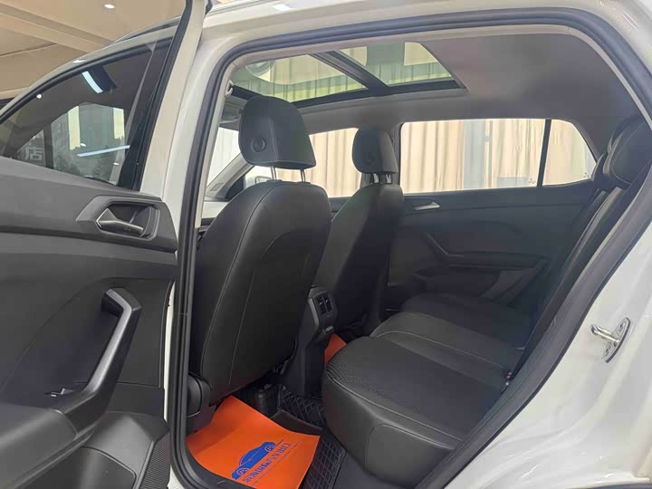 Фото 8 - Volkswagen Tacqua