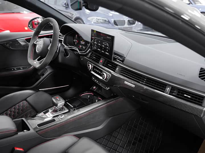 Фото 9 - Audi RS 5