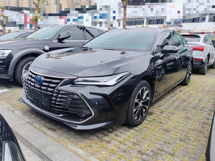 Фото 2 - Toyota Avalon