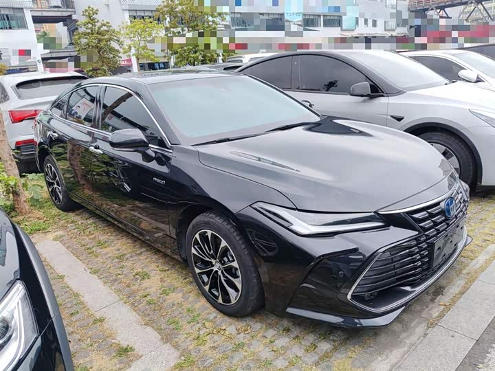 Фото 4 - Toyota Avalon