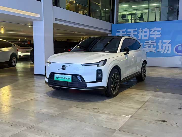 Фото 1 - Volvo XC70 Hybrid