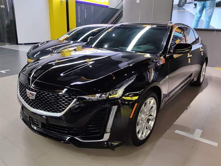 Фото 2 - Cadillac CT5