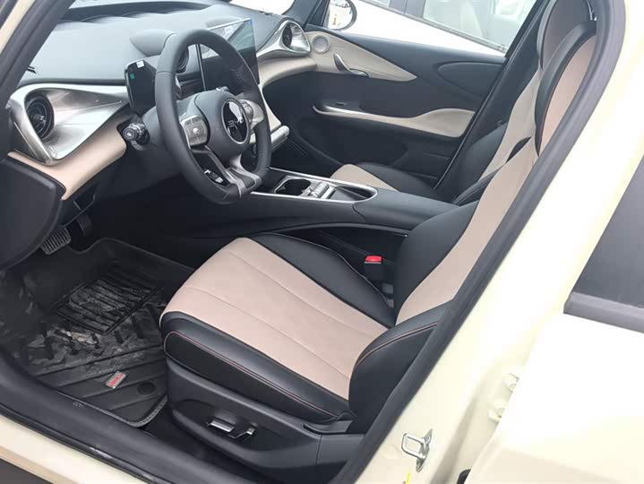 Фото 9 - BYD Dolphin