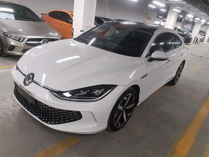 Фото 2 - Volkswagen Lamando L