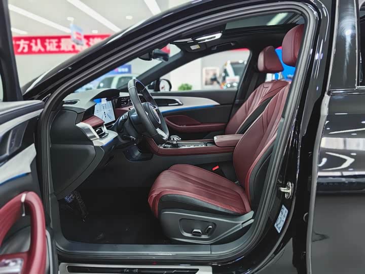 Фото 4 - Hongqi H5