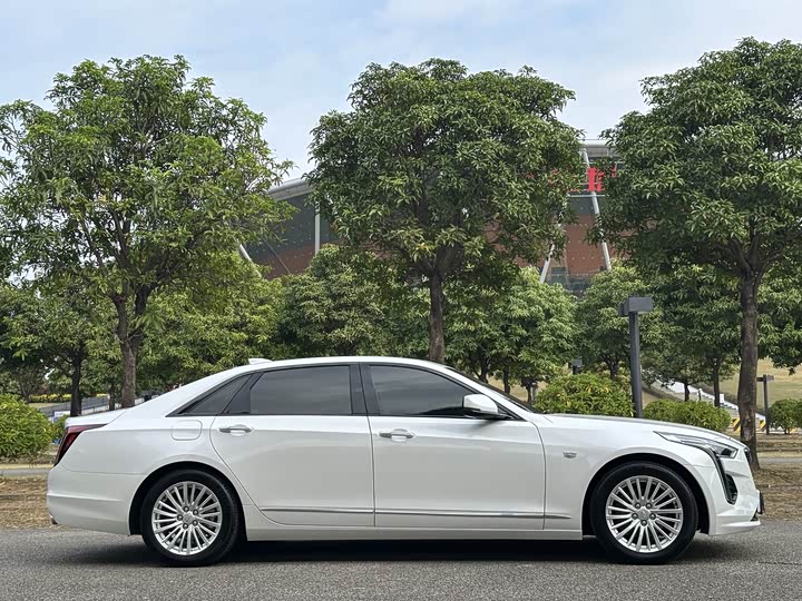 Фото 4 - Cadillac CT6