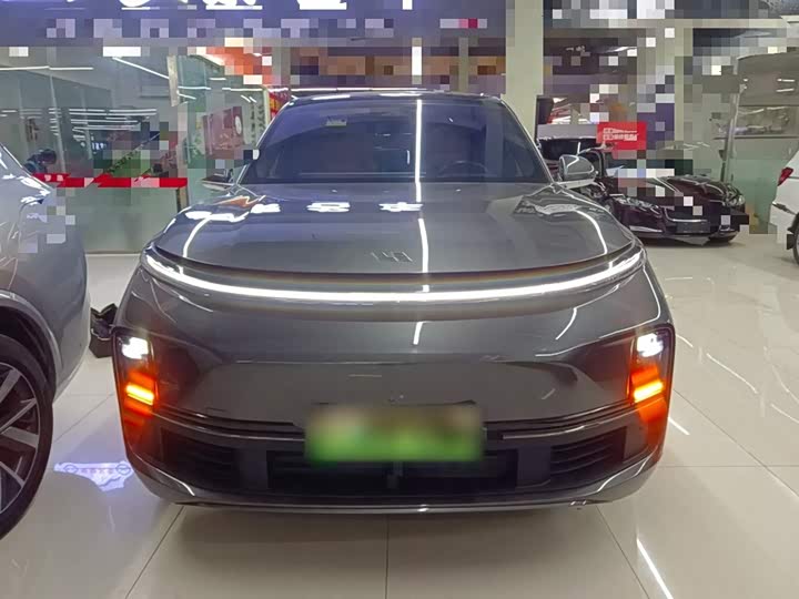 Фото 3 - LiXiang L9