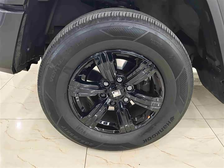 Фото 8 - Tank 300