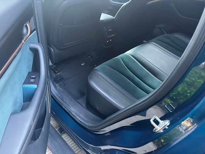 Фото 5 - Geely Monjaro