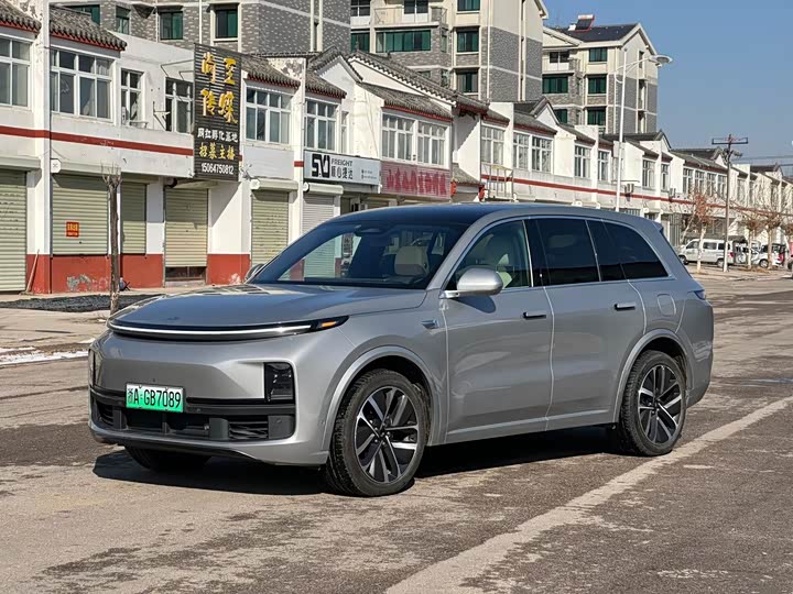 Фото 1 - LiXiang L8