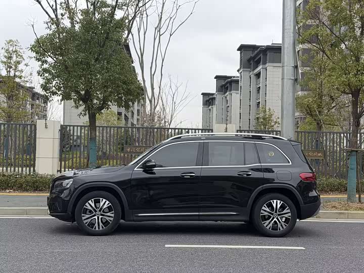 Фото 3 - Mercedes-Benz GLB-Class