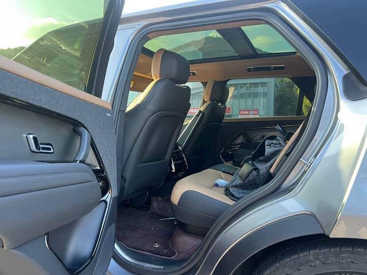 Фото 5 - Land Rover Range Rover Sport