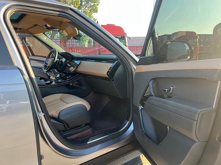 Фото 6 - Land Rover Range Rover Sport