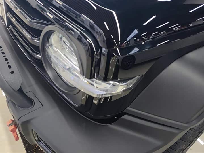 Фото 5 - Tank 300