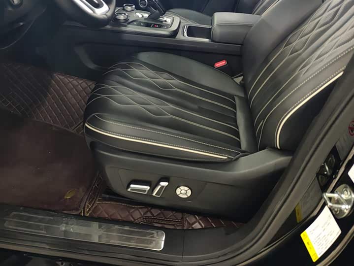 Фото 9 - Tank 300