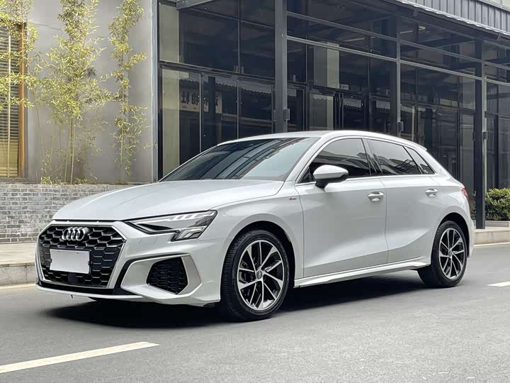 Фото 1 - Audi A3