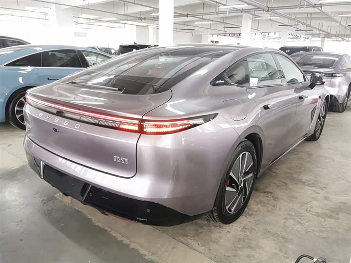 Фото 7 - Exeed Sterra ES