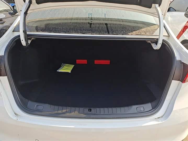 Фото 4 - Buick Verano