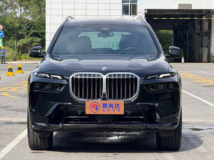Фото 1 - BMW X7