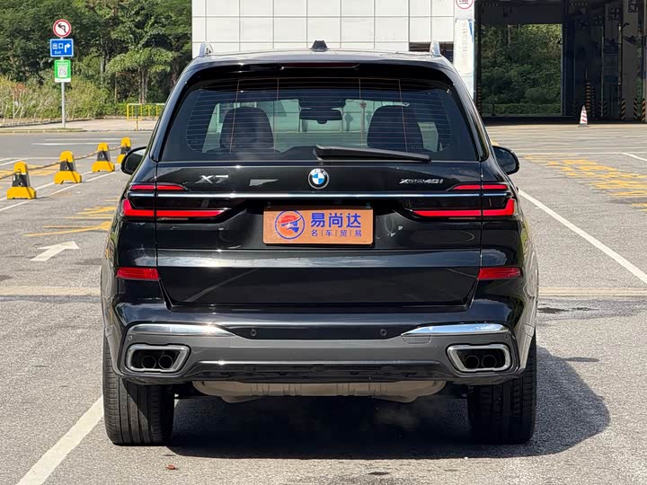 Фото 4 - BMW X7