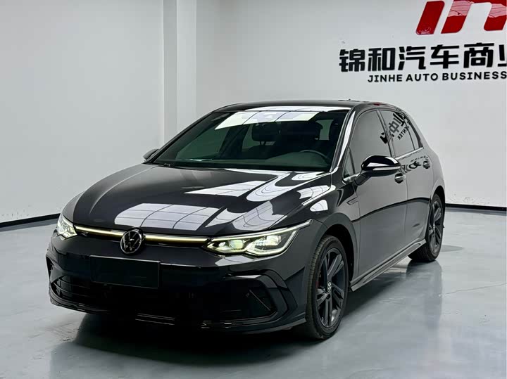 Фото 1 - Volkswagen Golf