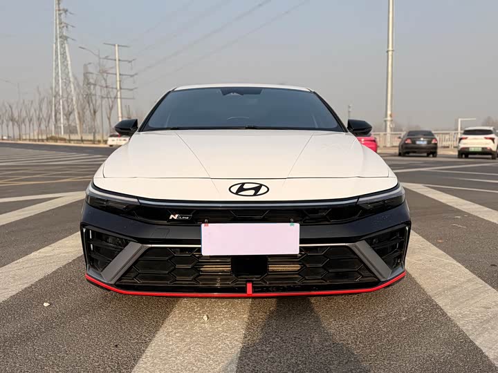 Фото 2 - Hyundai Elantra N line