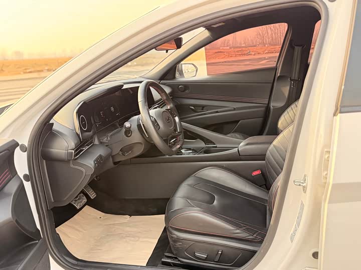 Фото 4 - Hyundai Elantra N line