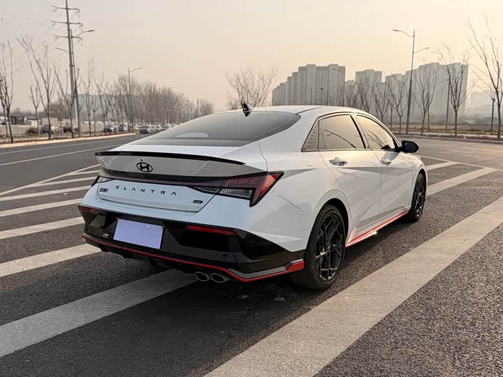 Фото 9 - Hyundai Elantra N line