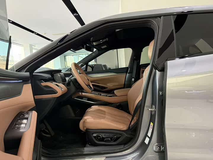 Фото 4 - BYD Song L