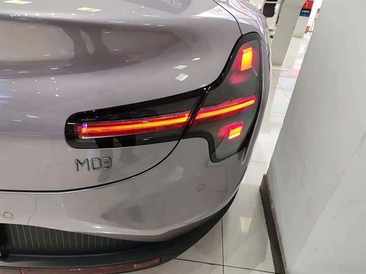 Фото 8 - XPeng Mona M03