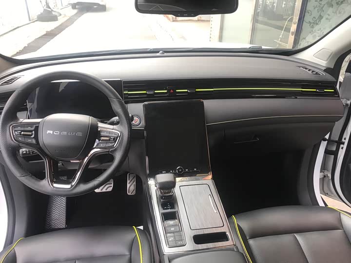 Фото 9 - Roewe RX5