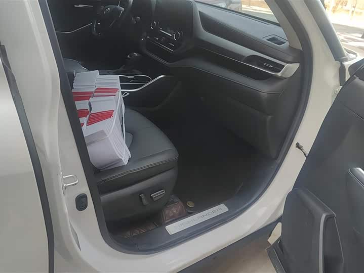 Фото 8 - Toyota Highlander